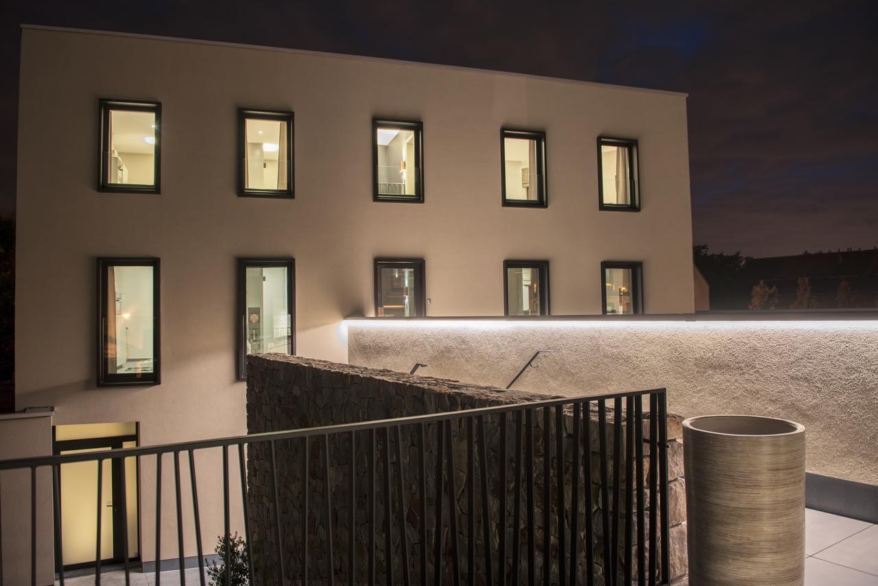 Apartamento Atelier 24 Sint-Pieters-Leeuw Exterior foto